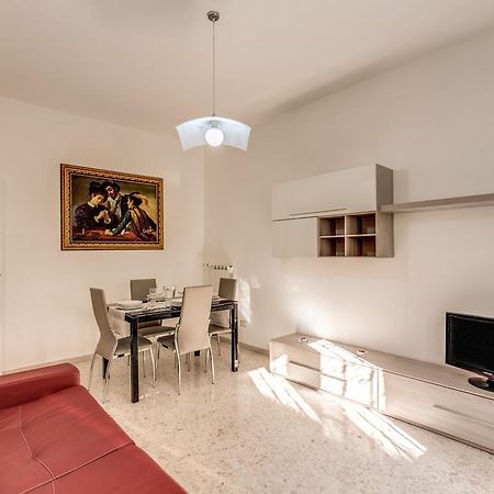 Daisy Guest House Colosseo Roma Rom bilde