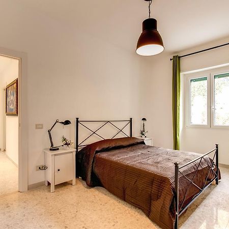 Daisy Guest House Colosseo Roma Rom bilde